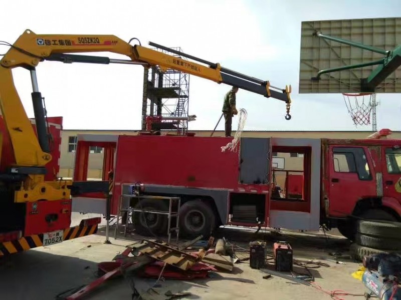 我公司为某消防大队维修事故车辆4